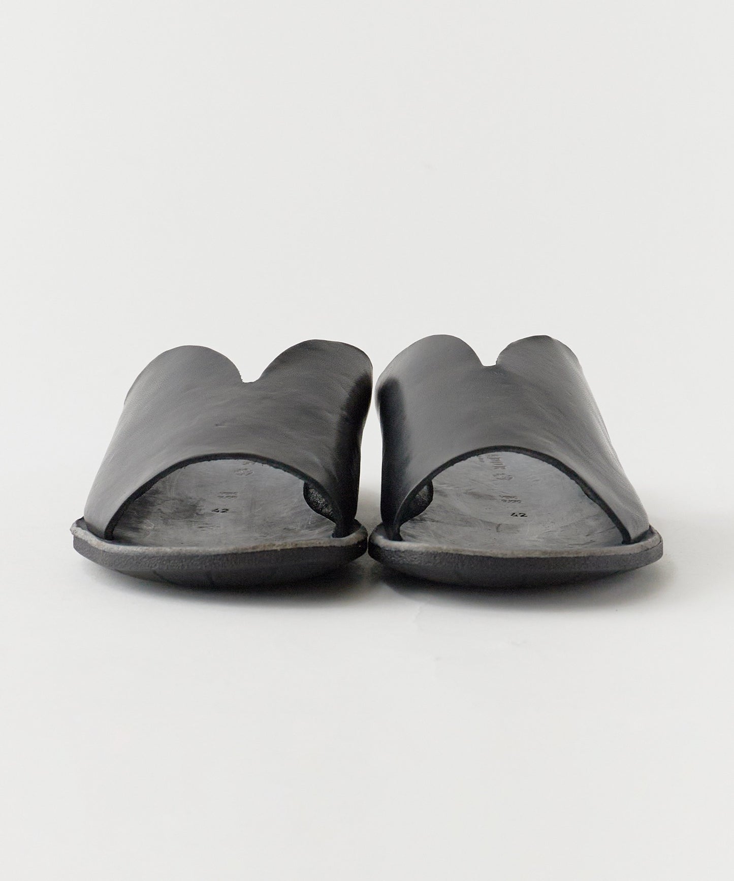 BRADOR / LEATHER SANDALS