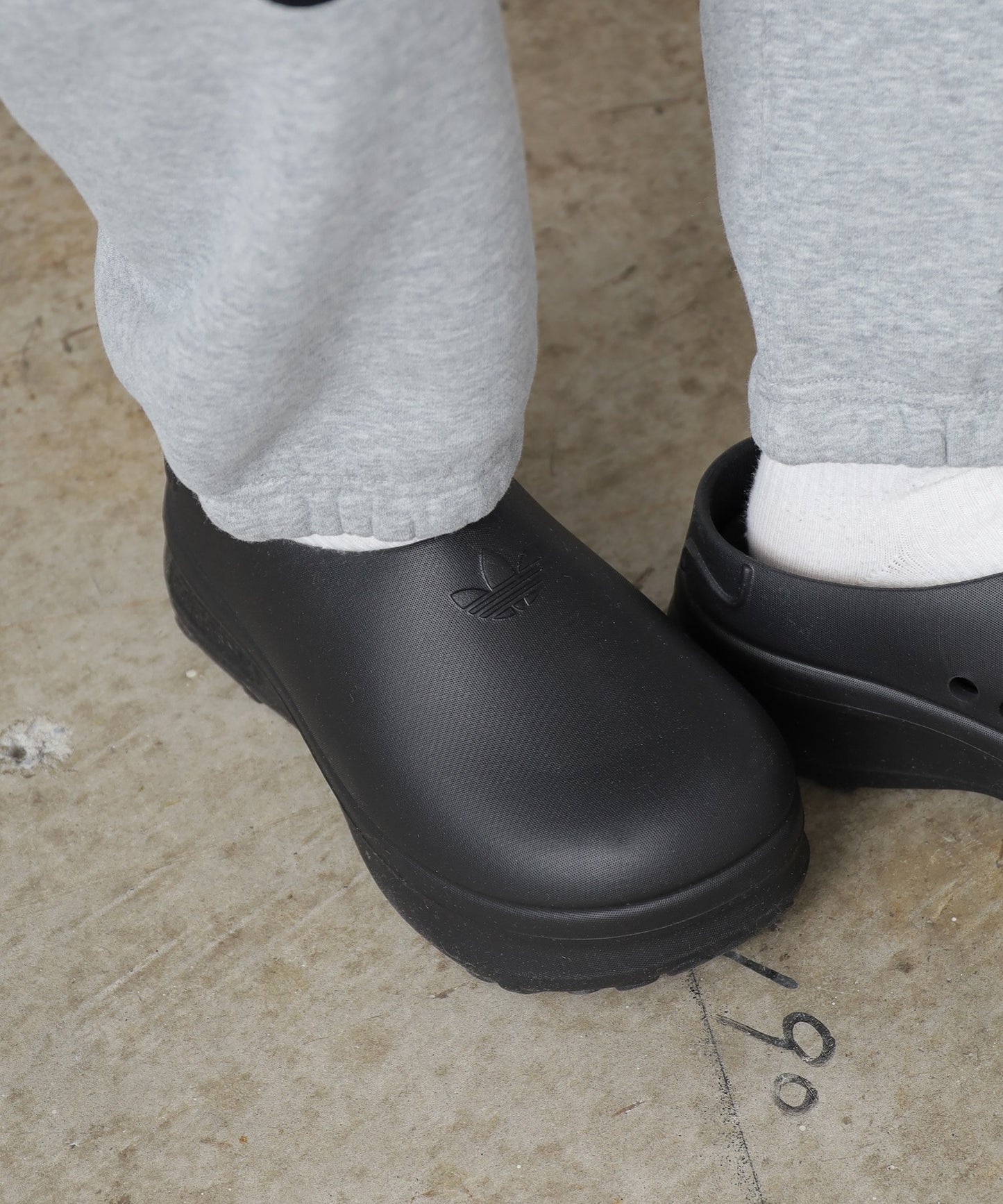 adidas / ADIFOM STAN MULE W / アディフォーム スタン ミュール W