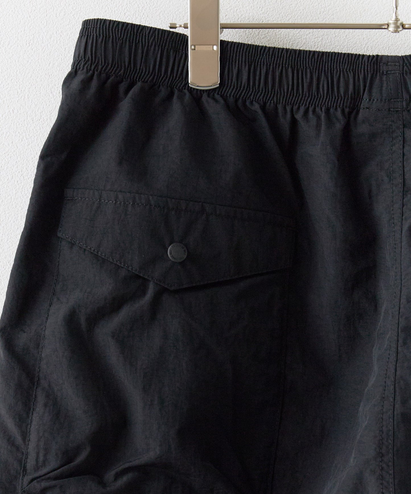 THOUSAND MILE / NYLON TASLAN WEATHER WALK SHORTS