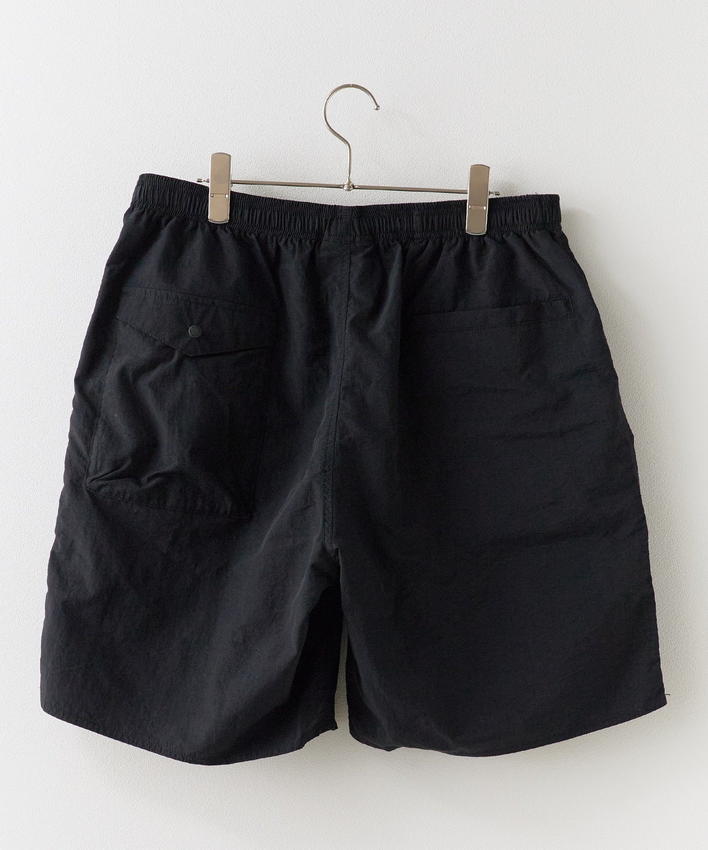 THOUSAND MILE / NYLON TASLAN WEATHER WALK SHORTS