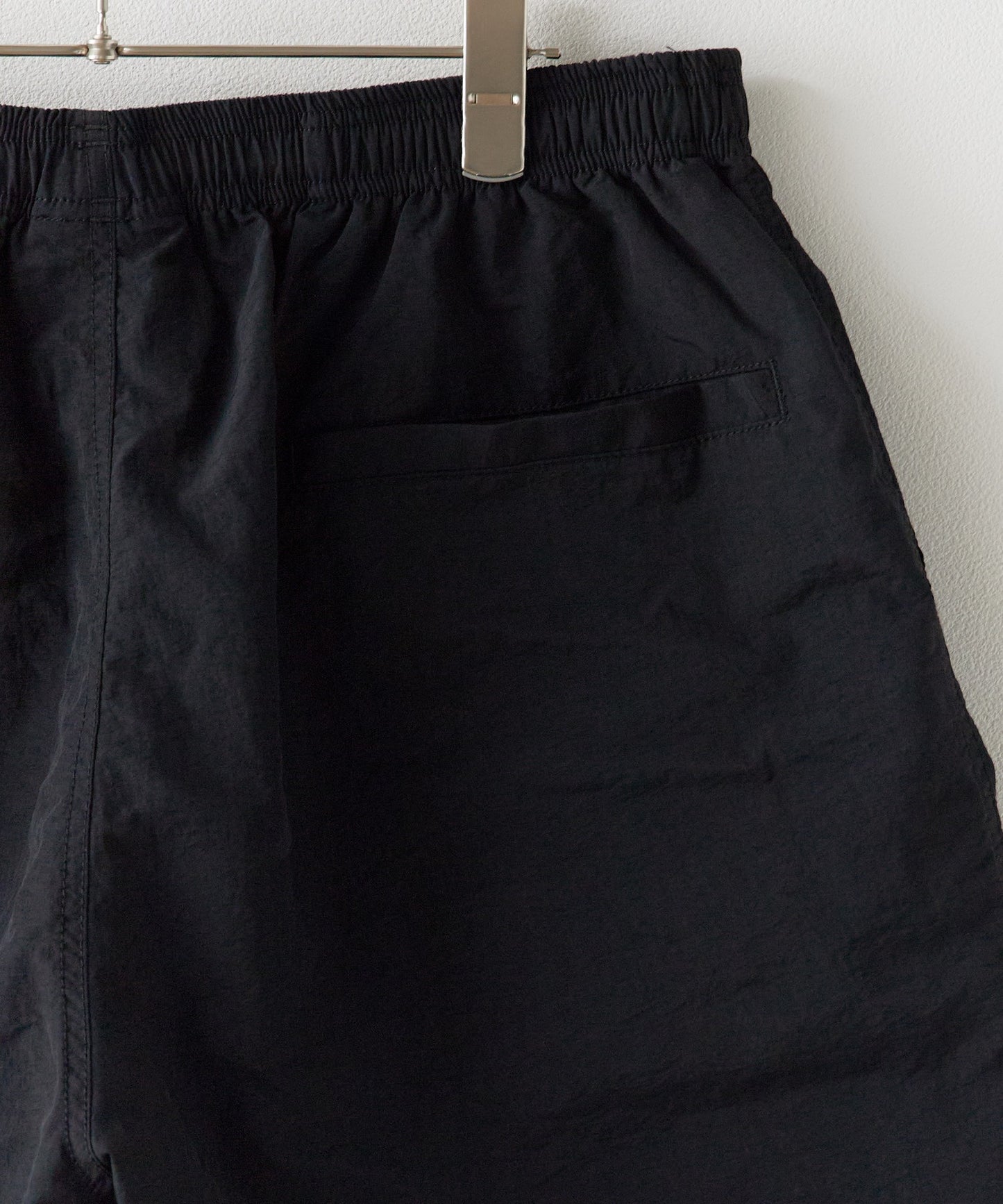 THOUSAND MILE / NYLON TASLAN WEATHER WALK SHORTS