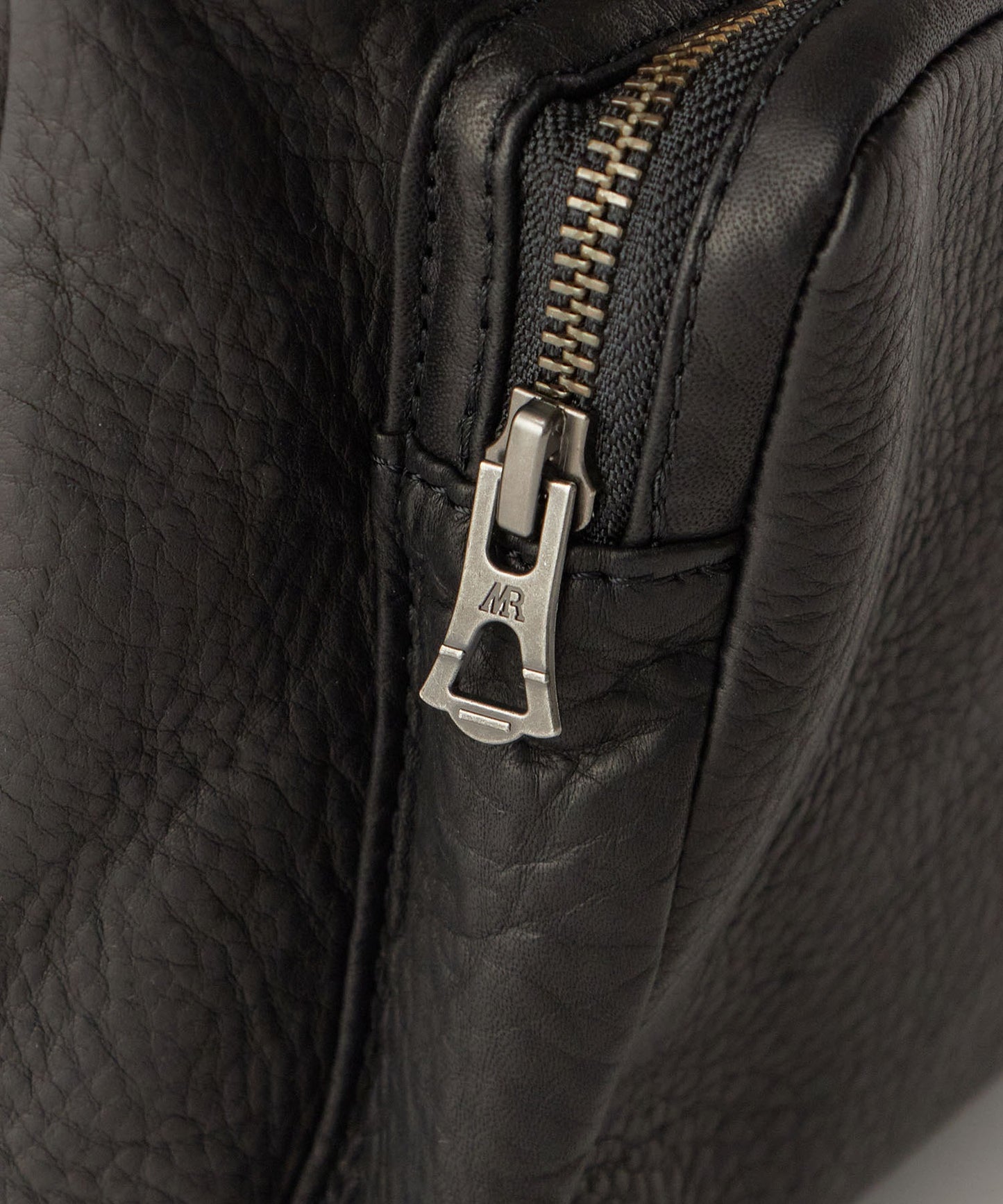MR.OLIVE / IMPERMA-LEATHER/GUSSET POCKET COMPACT SHOULDER BAG ショルダーバッグ