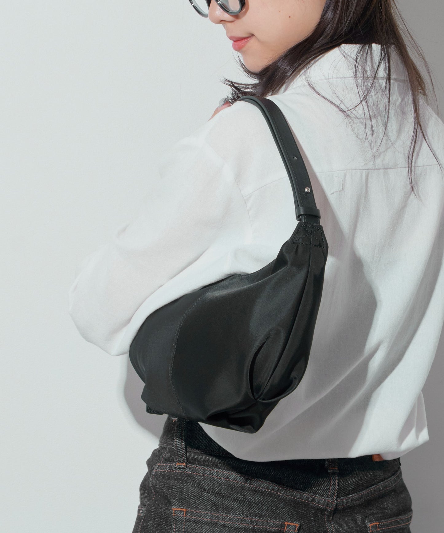 NOTHING WRITTEN / Nylon shoulder mini bag ショルダーバッグ