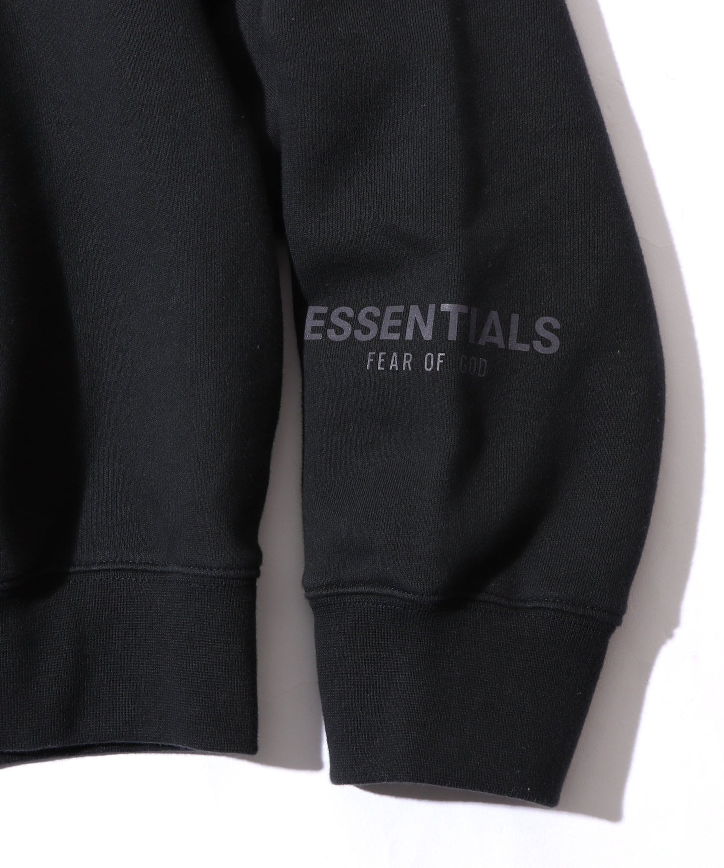 FOG ESSENTIALS / FRONT LOGO BOXY PULLOVER HOODIE