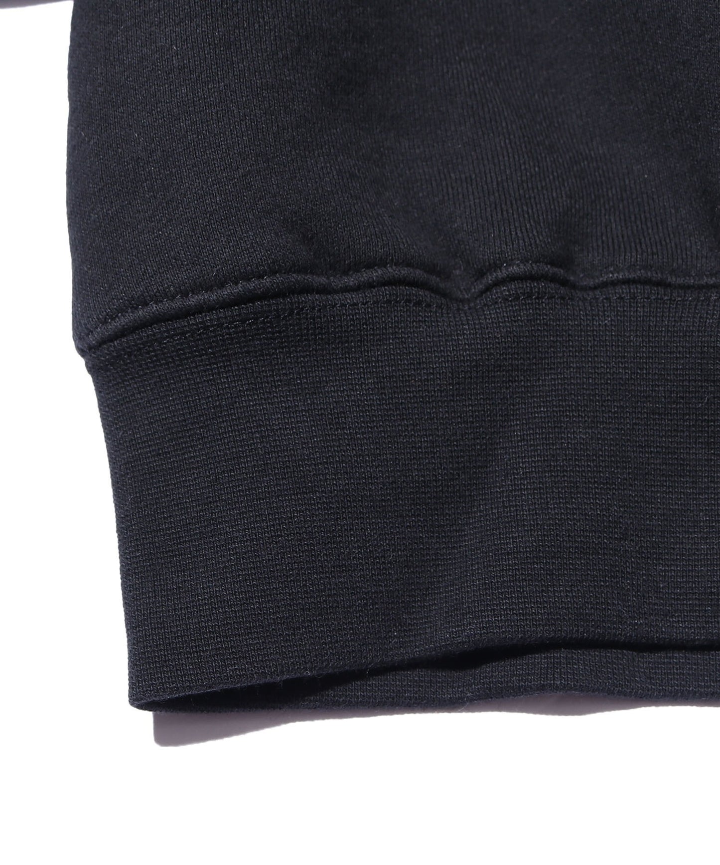 FOG ESSENTIALS / FOG 1POINT LOGO MOCK NECK SWEAT