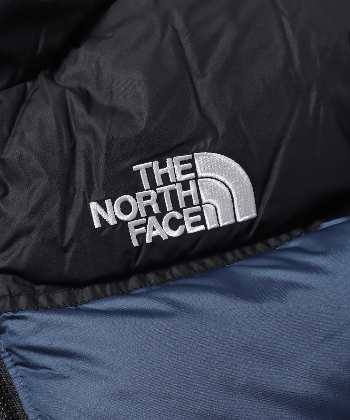 THE NORTH FACE / 1996 RETRO NUPTSE JACKET