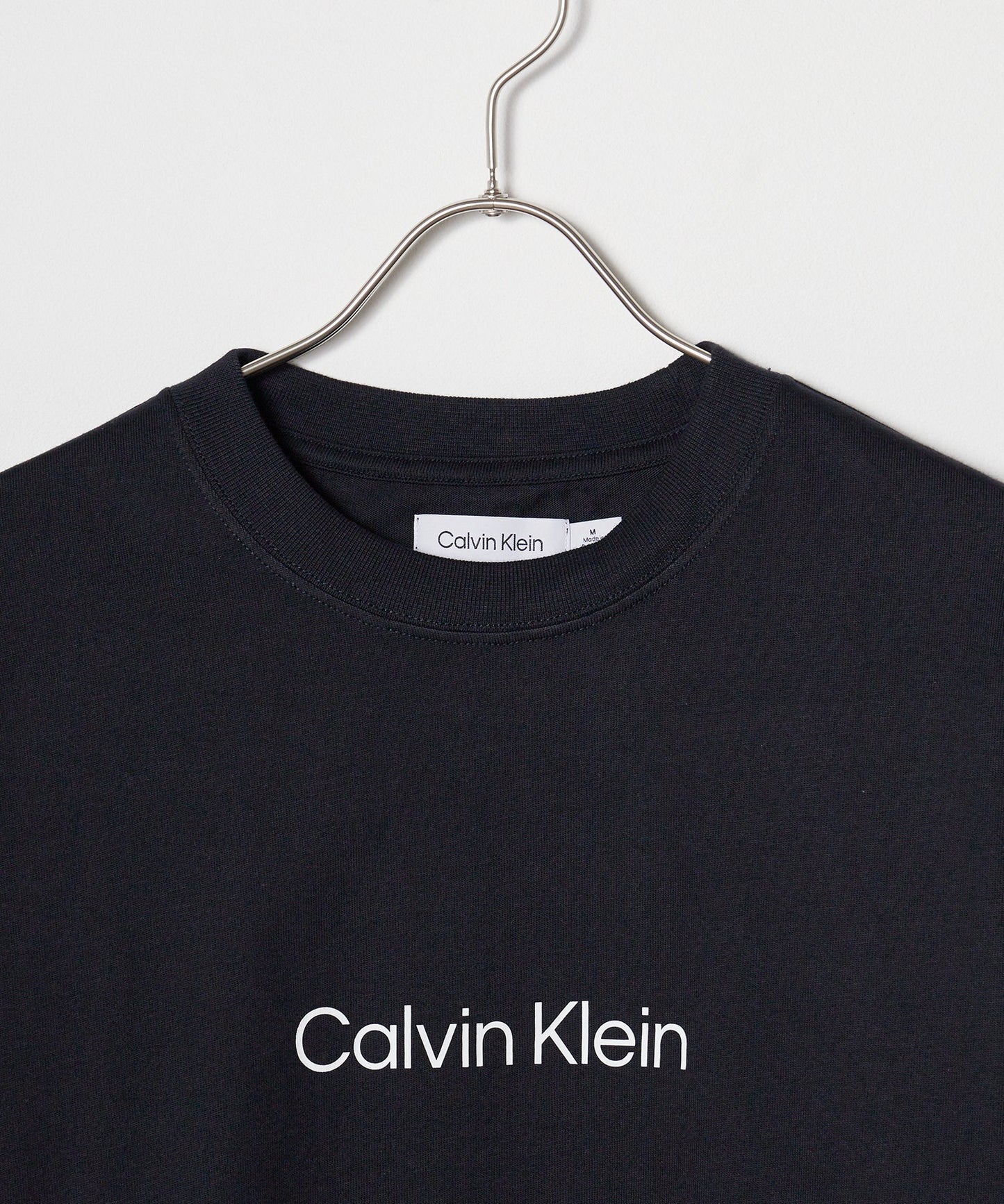 Calvin Klein / STANDARD LOGO CREWNECK