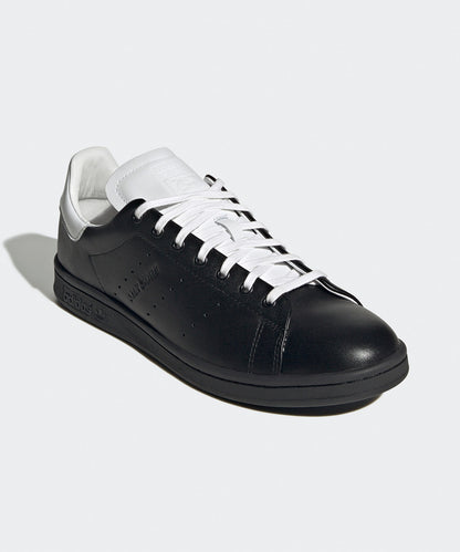 adidas / STAN SMITH LUX