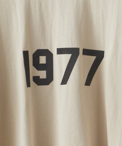 FOG ESSENTIALS / 1977 SS TEE