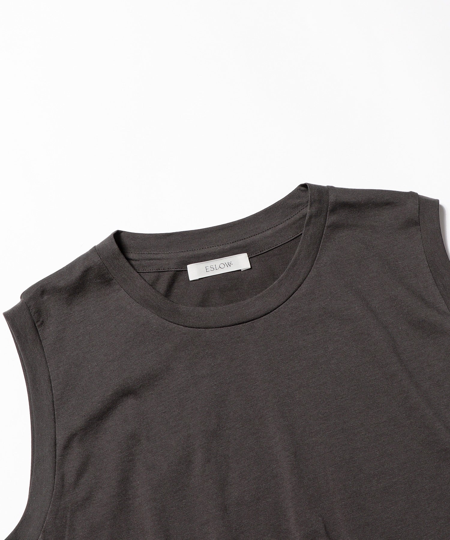 ESLOW/エスロー SLIT TANKTOP