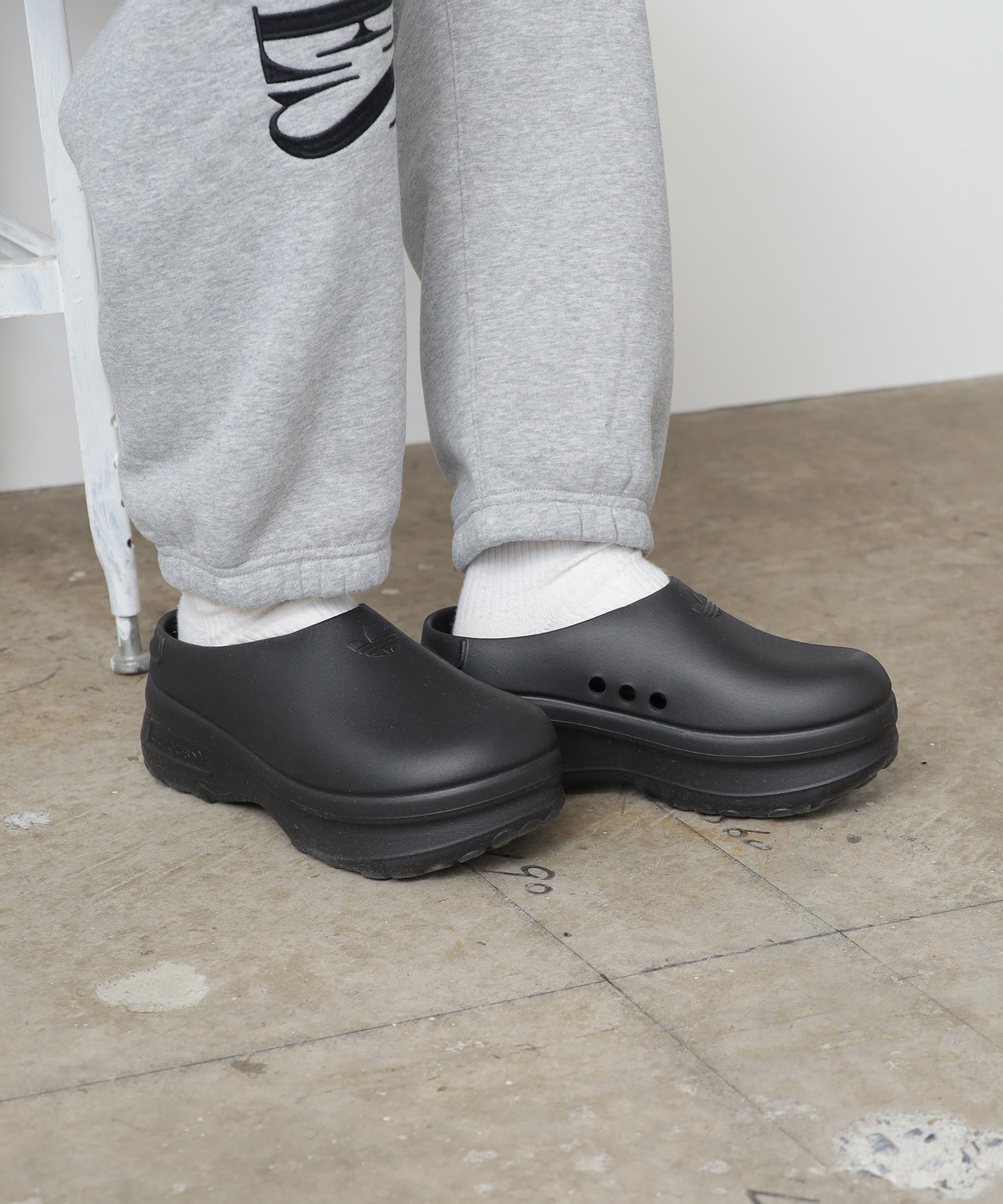 adidas / ADIFOM STAN MULE W / アディフォーム スタン ミュール