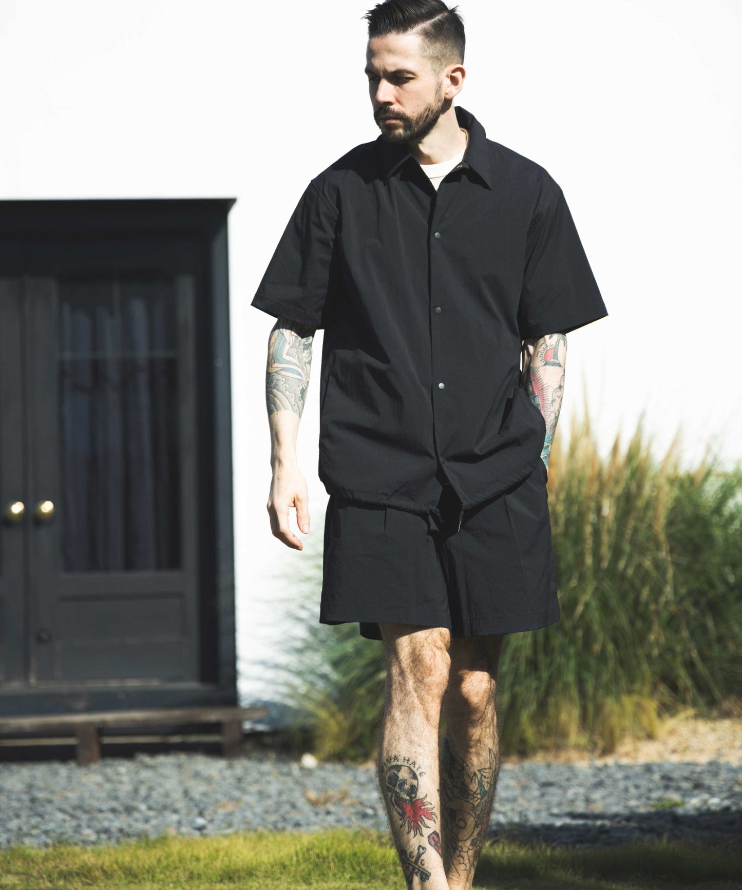 MR.OLIVE / STRETCH WASHABLE NYLON / ONE TACK SHORTS
