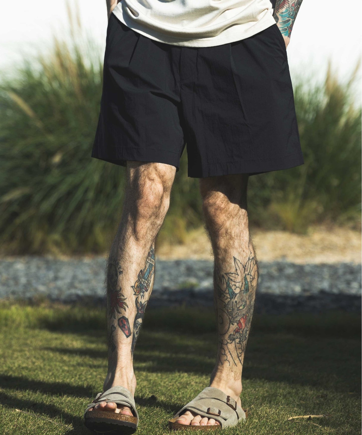 MR.OLIVE / STRETCH WASHABLE NYLON / ONE TACK SHORTS