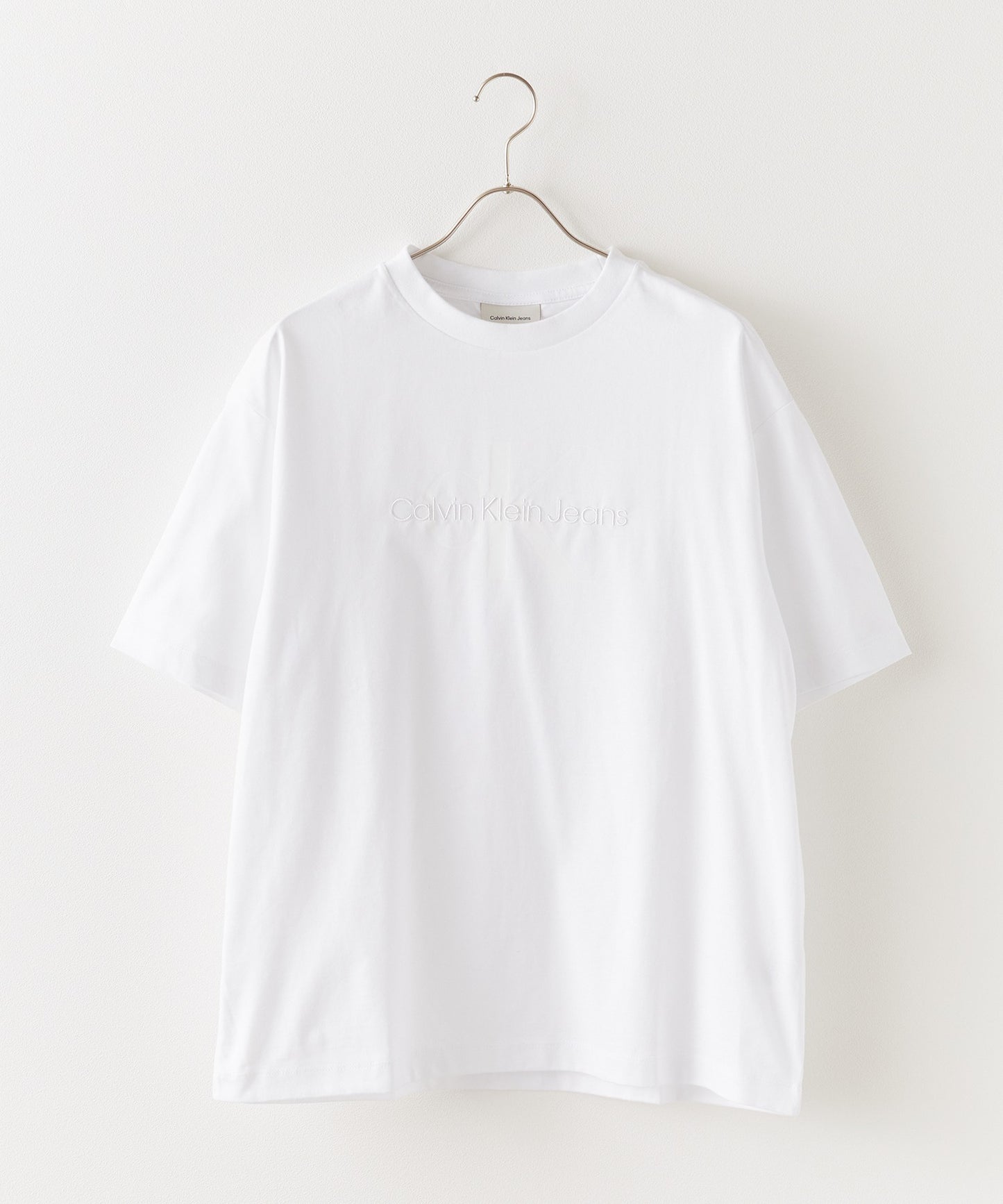 Calvin Klein / SS HERO MONOGRAM HVYWT TEE 16S