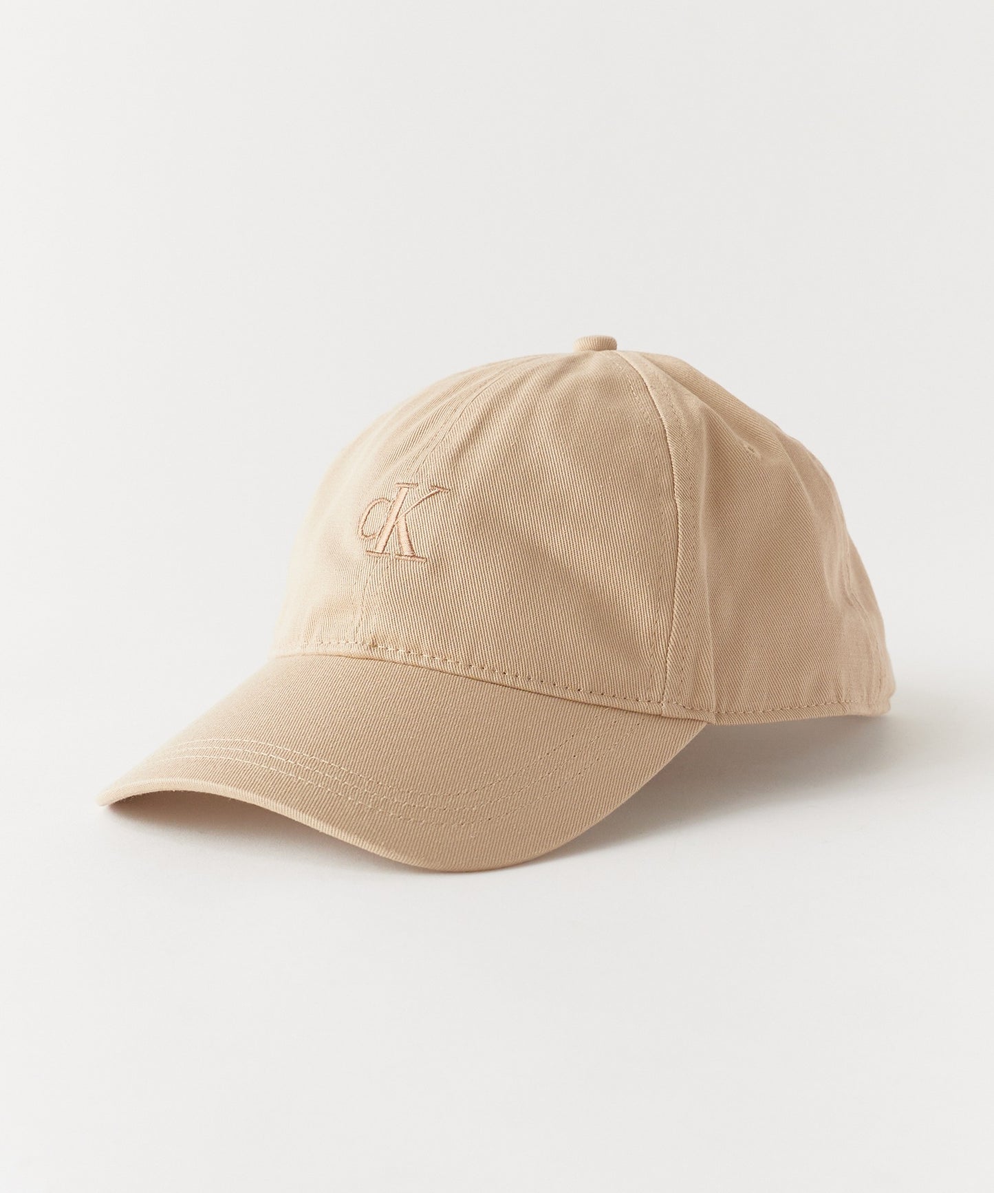 Calvin Klein / 6 PANEL SMALL MONOGRAM CAP