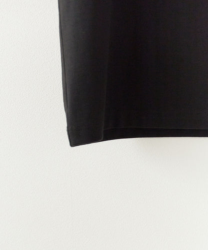 Calvin Klein / GRAPHIC TEE