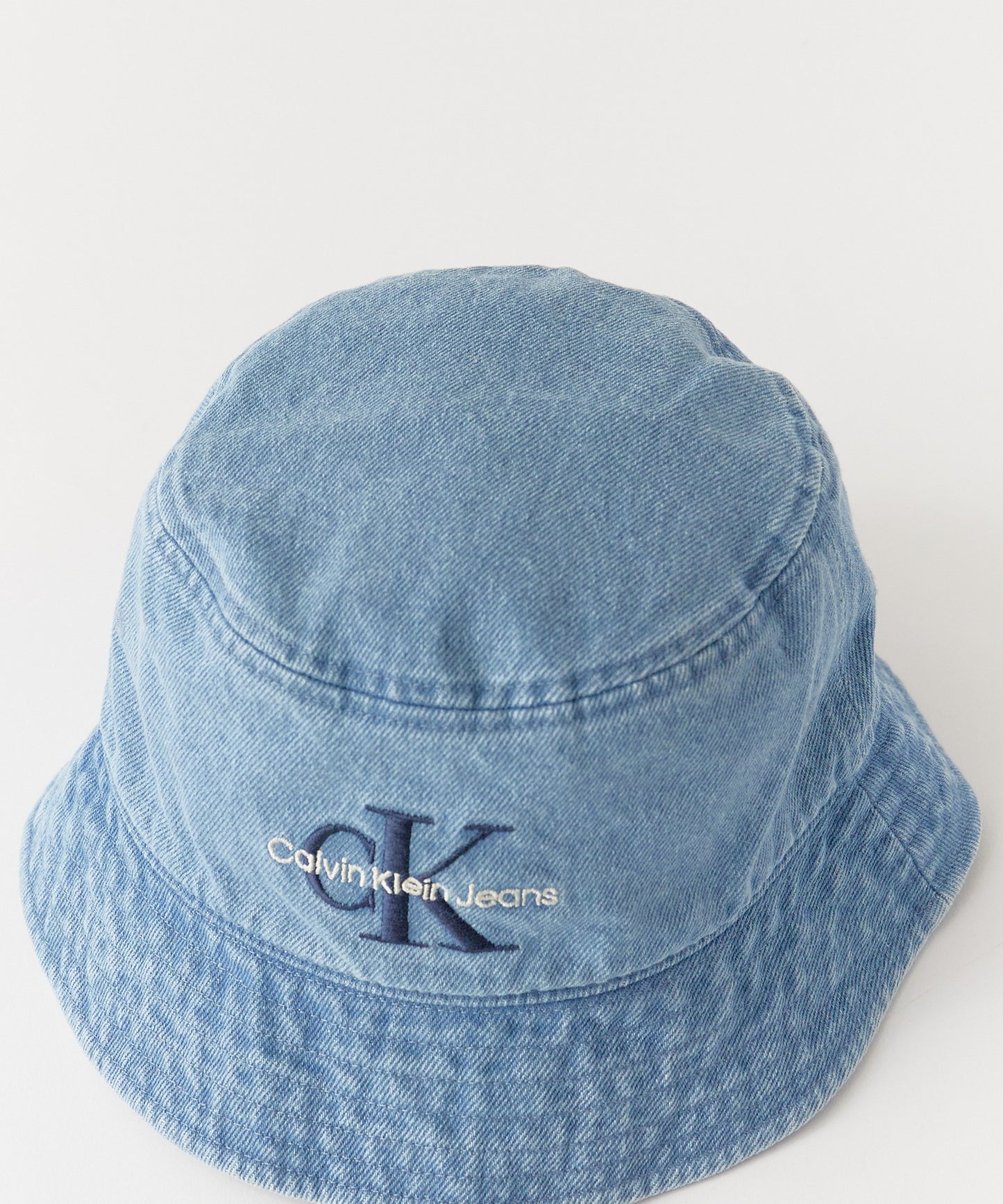 Calvin Klein / MONOLOGO BUCKET HAT