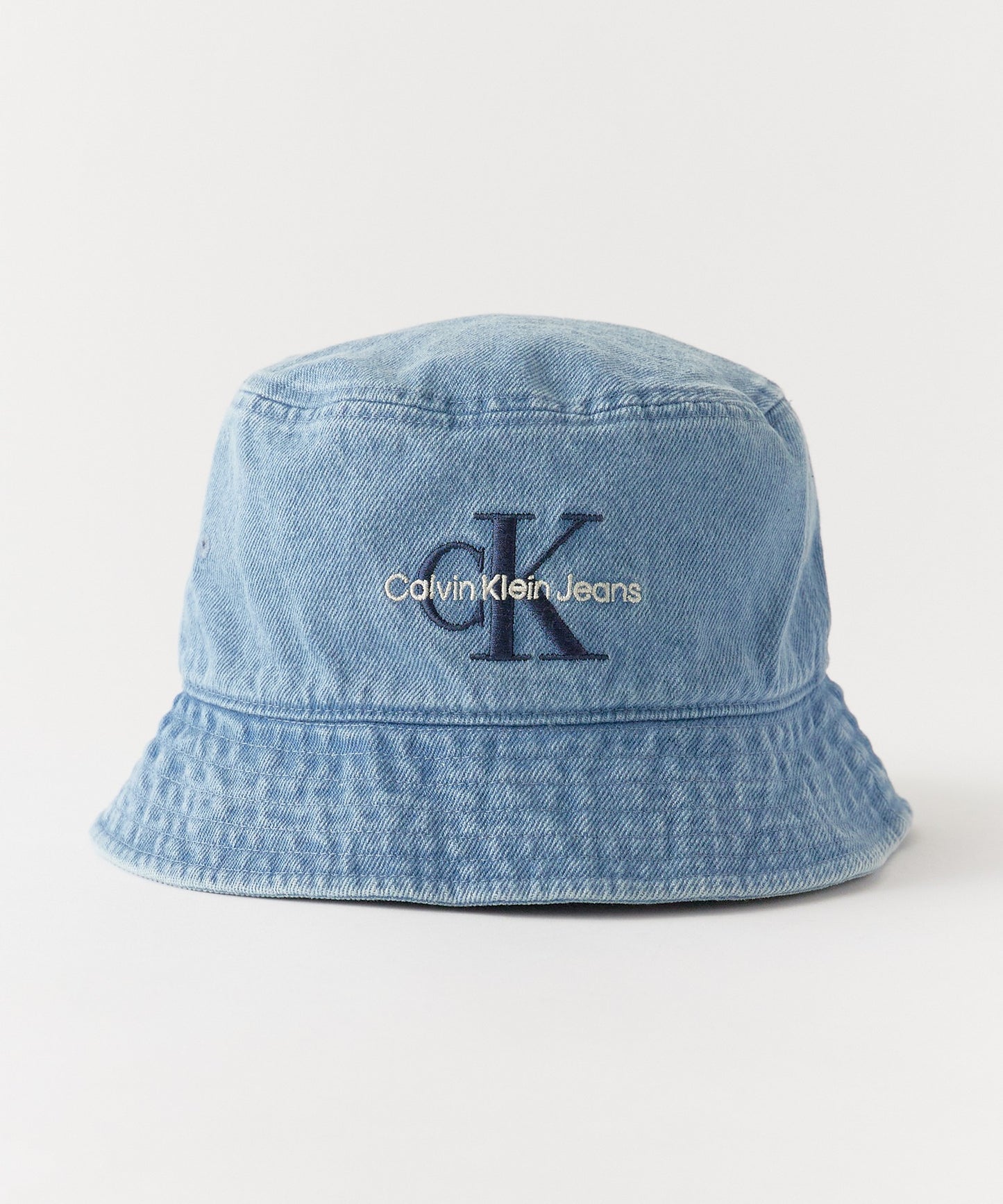 Calvin Klein / MONOLOGO BUCKET HAT