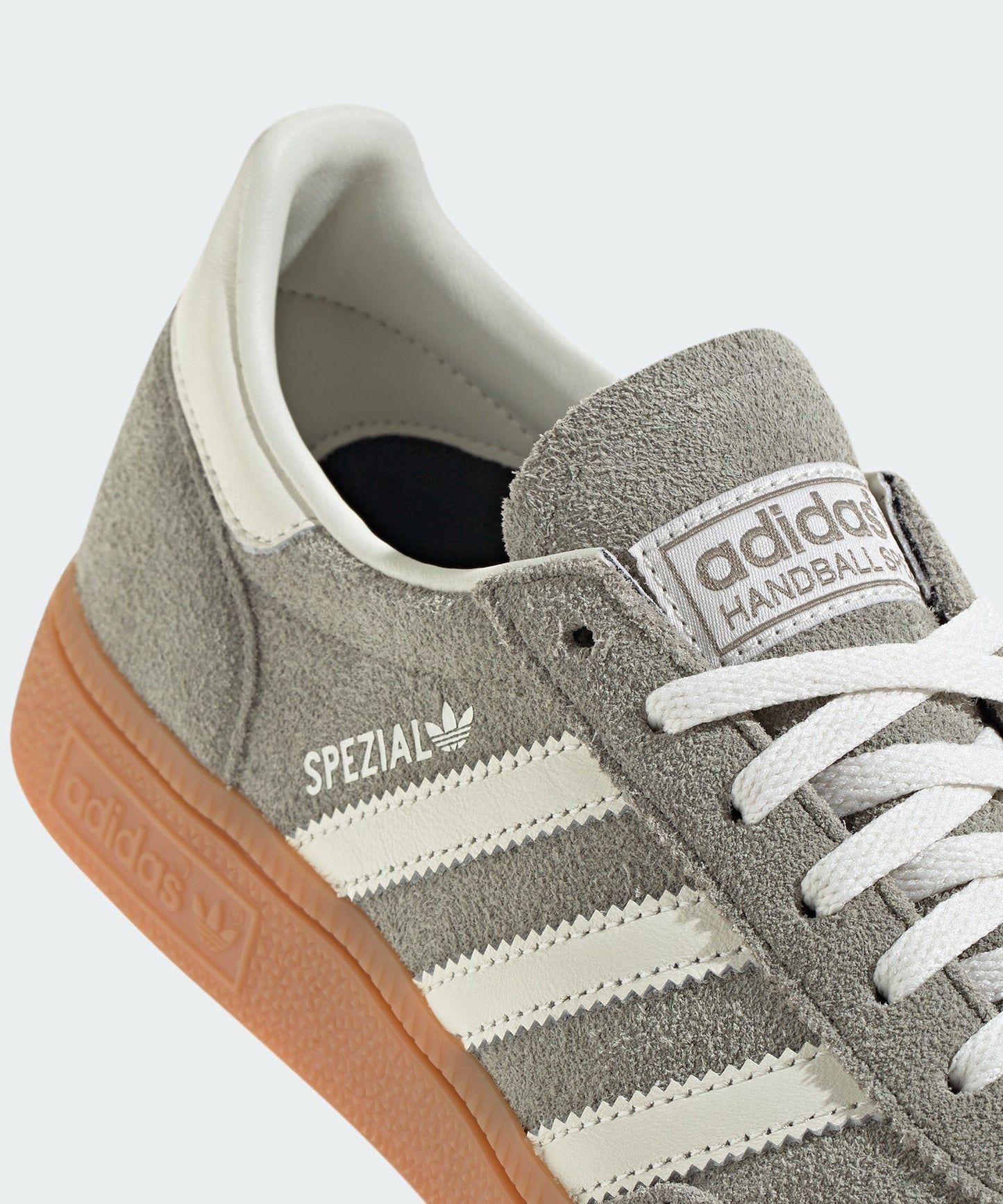 adidas / HANDBALL SPEZIAL W