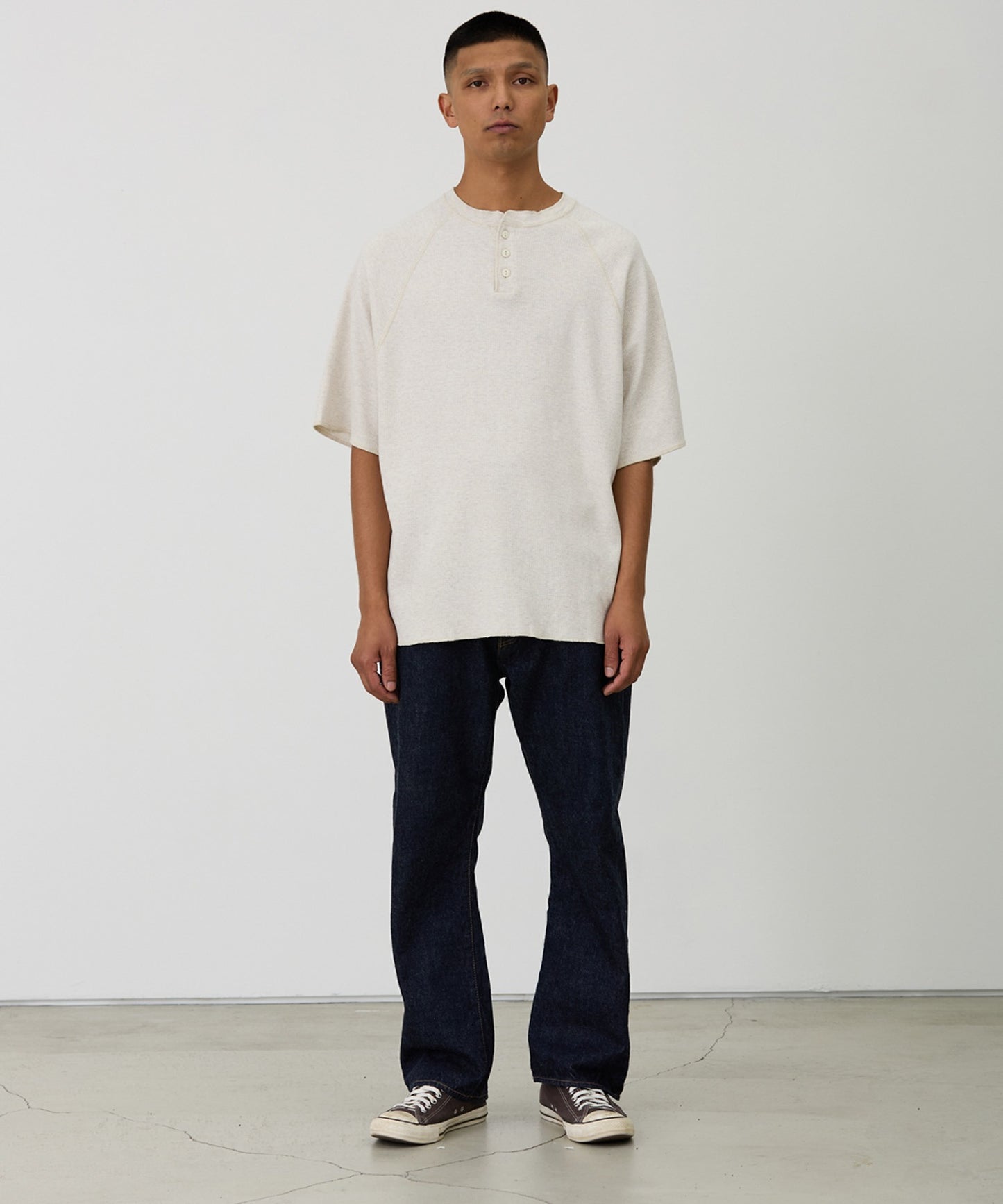 REMI RELIEF / WタックヘンリーネックS/S