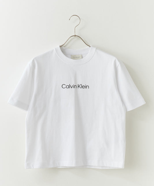 Calvin Klein / SS RLXD STANDARD LOGO CREWNK TEE