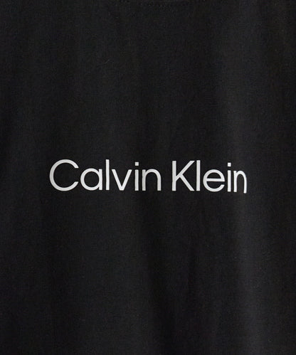 Calvin Klein / SS RLXD STANDARD LOGO CREWNK TEE