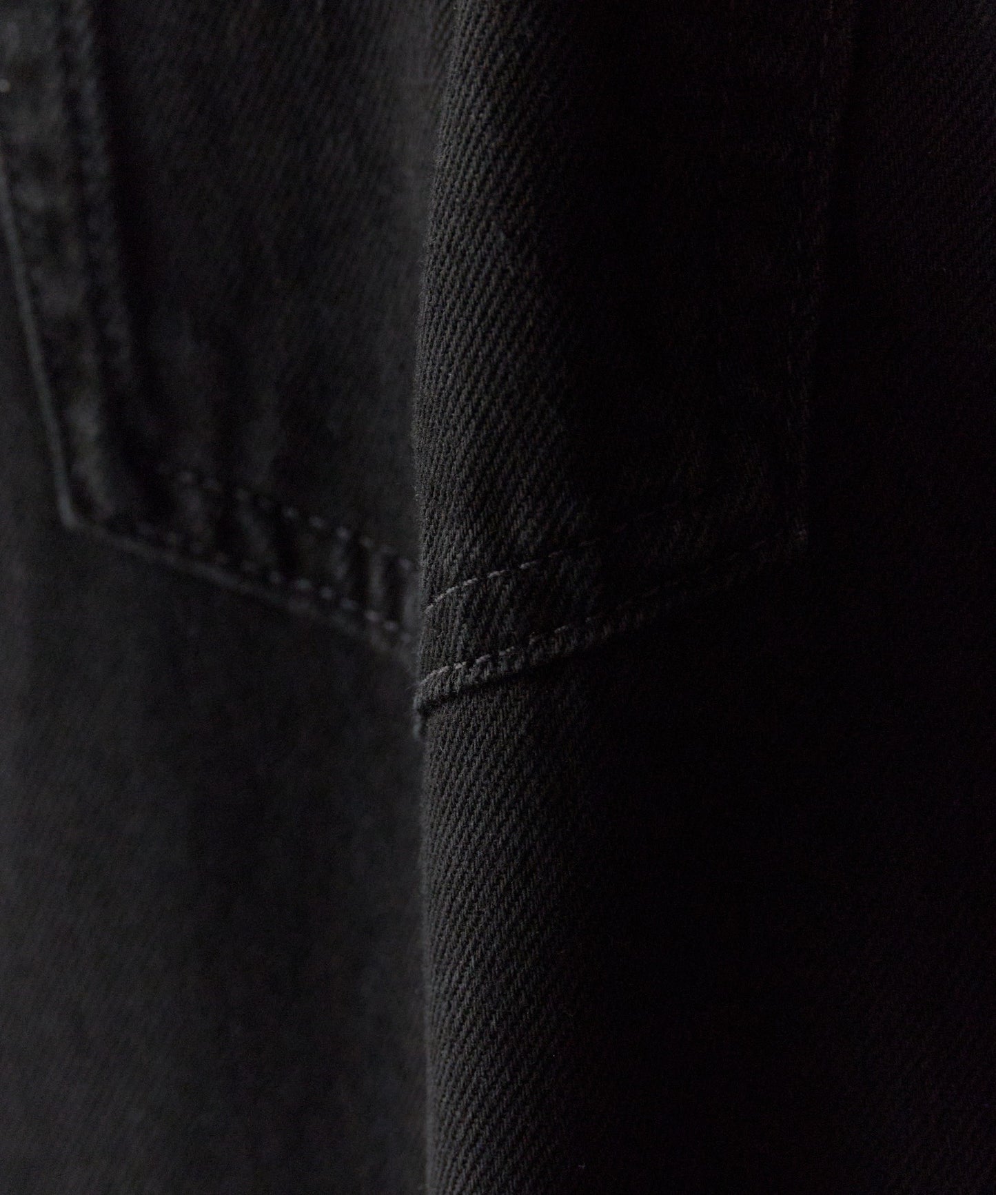 Calvin Klein / TROUSER BARREL SOFT BLACK