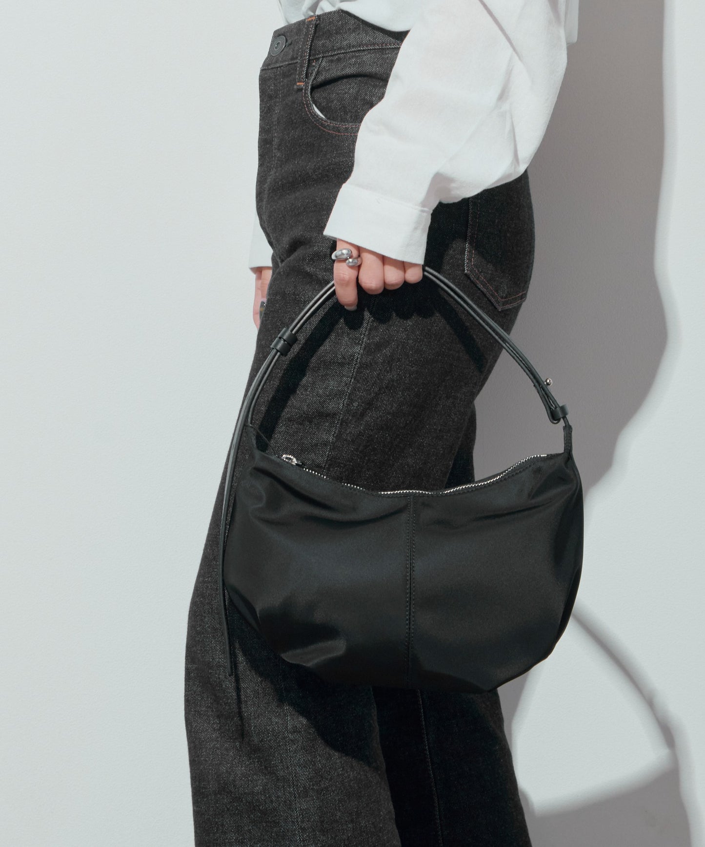 NOTHING WRITTEN /  Nylon shoulder mini bag ショルダーバッグ